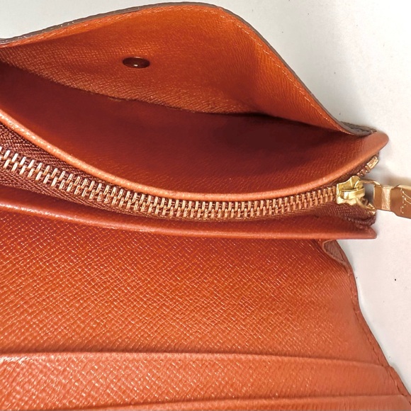 Very good condition authentic Louis Vuitton Monogram Tresor Wallet CA1908 - Picture 12 of 16